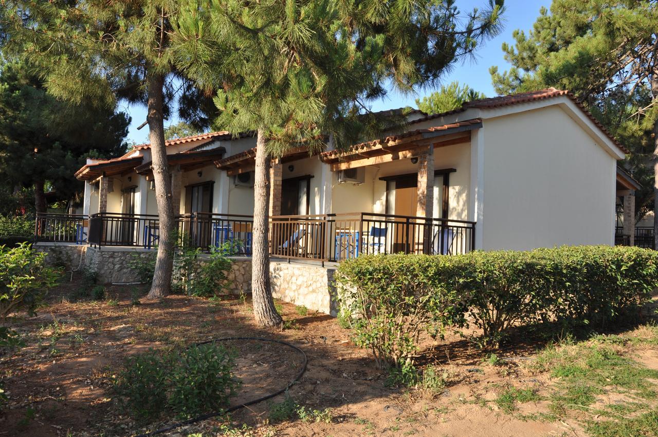 Hotel Dougas อาร์คูดี ภายนอก รูปภาพ