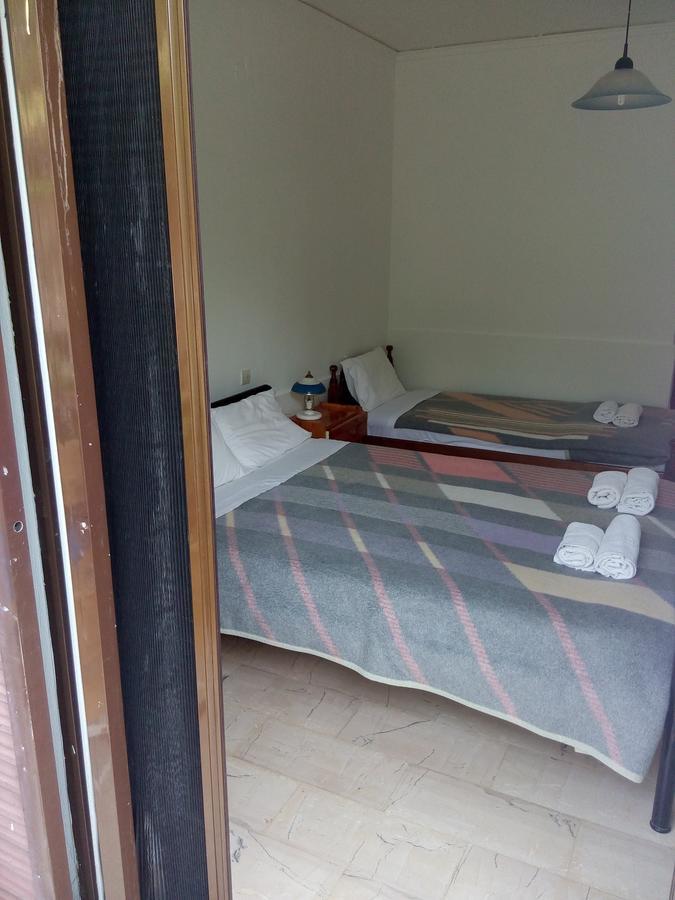Hotel Dougas อาร์คูดี ภายนอก รูปภาพ